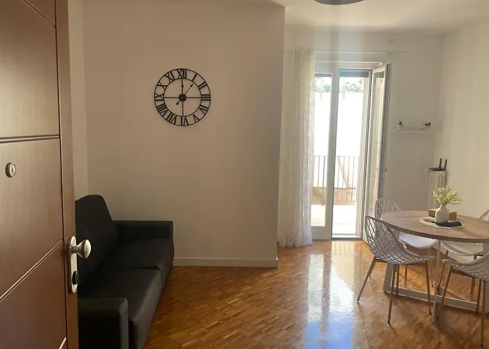 Maison Visconti Apartment Bari